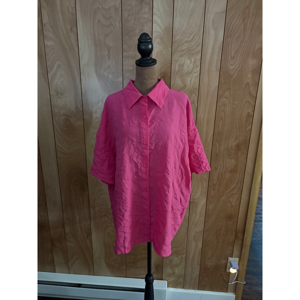 Shein Curve Women 2XL Hot Pink‎ Textured Short Sleeve Button Up Shirt Oversized